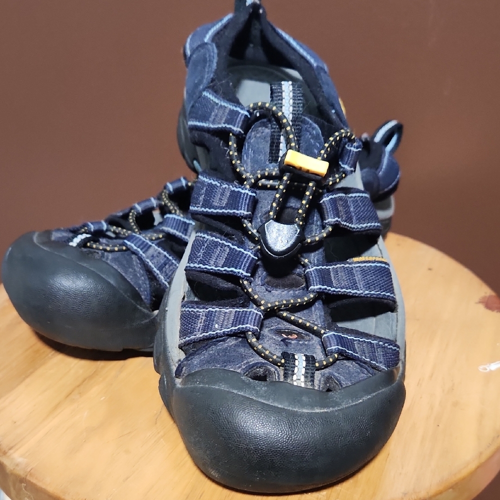 Keen Women's Navy Water Shoes